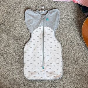 Love to Dream Gray and White Swaddle with Cloud Pattern